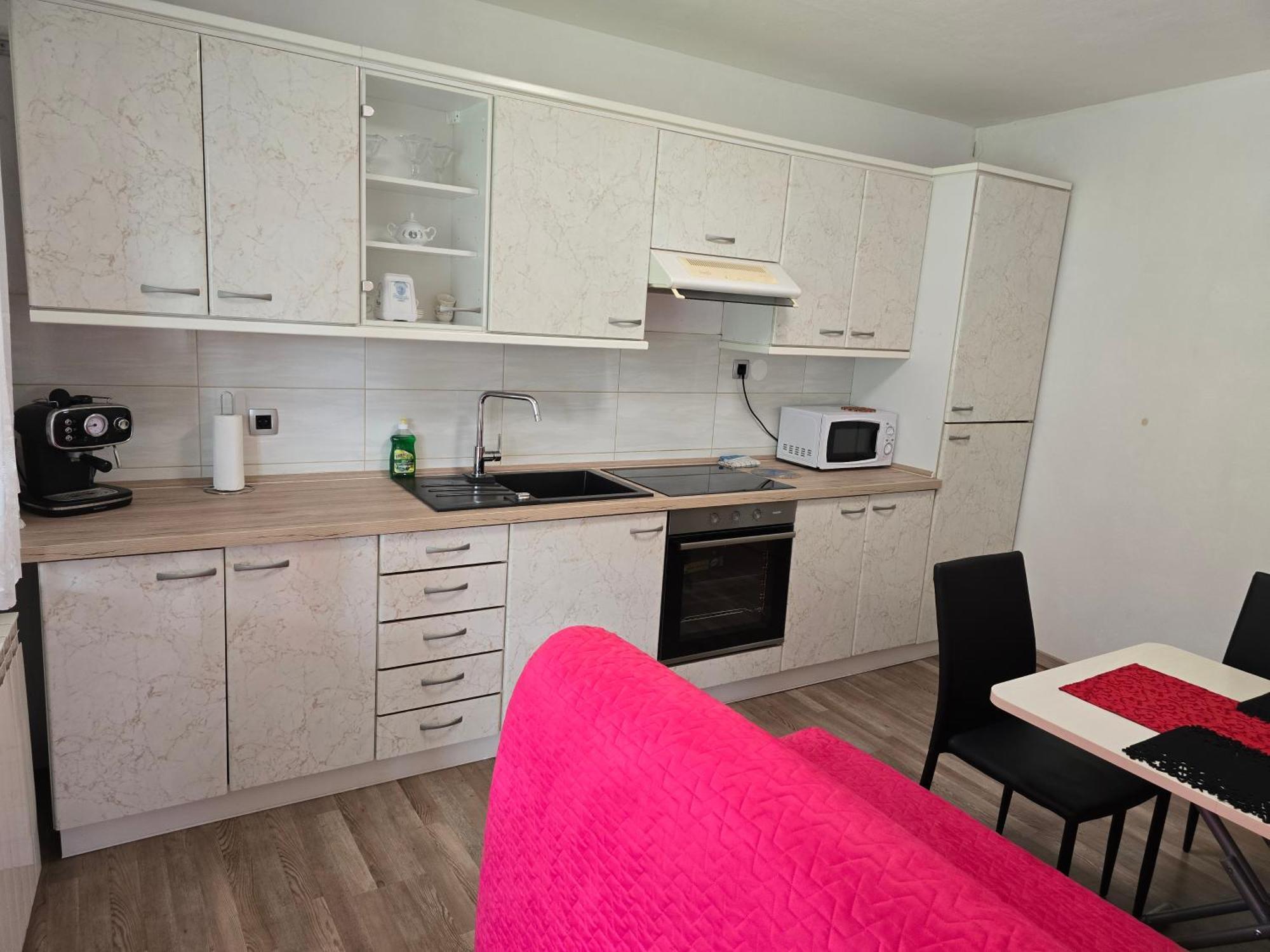 Apartments Denis Tolmin Zimmer foto